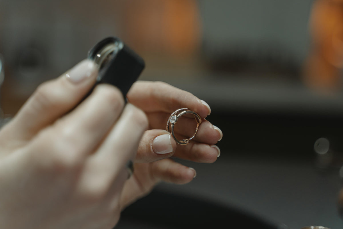 Best Quality Jewelry: How To Tell the Difference Between Jewelry Quality