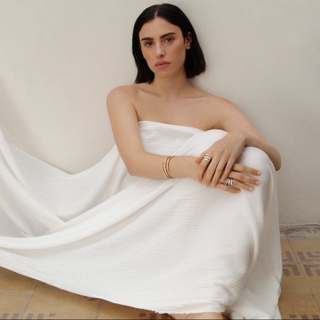 VS Clarity sparkling white diamond 14K 18K Gold