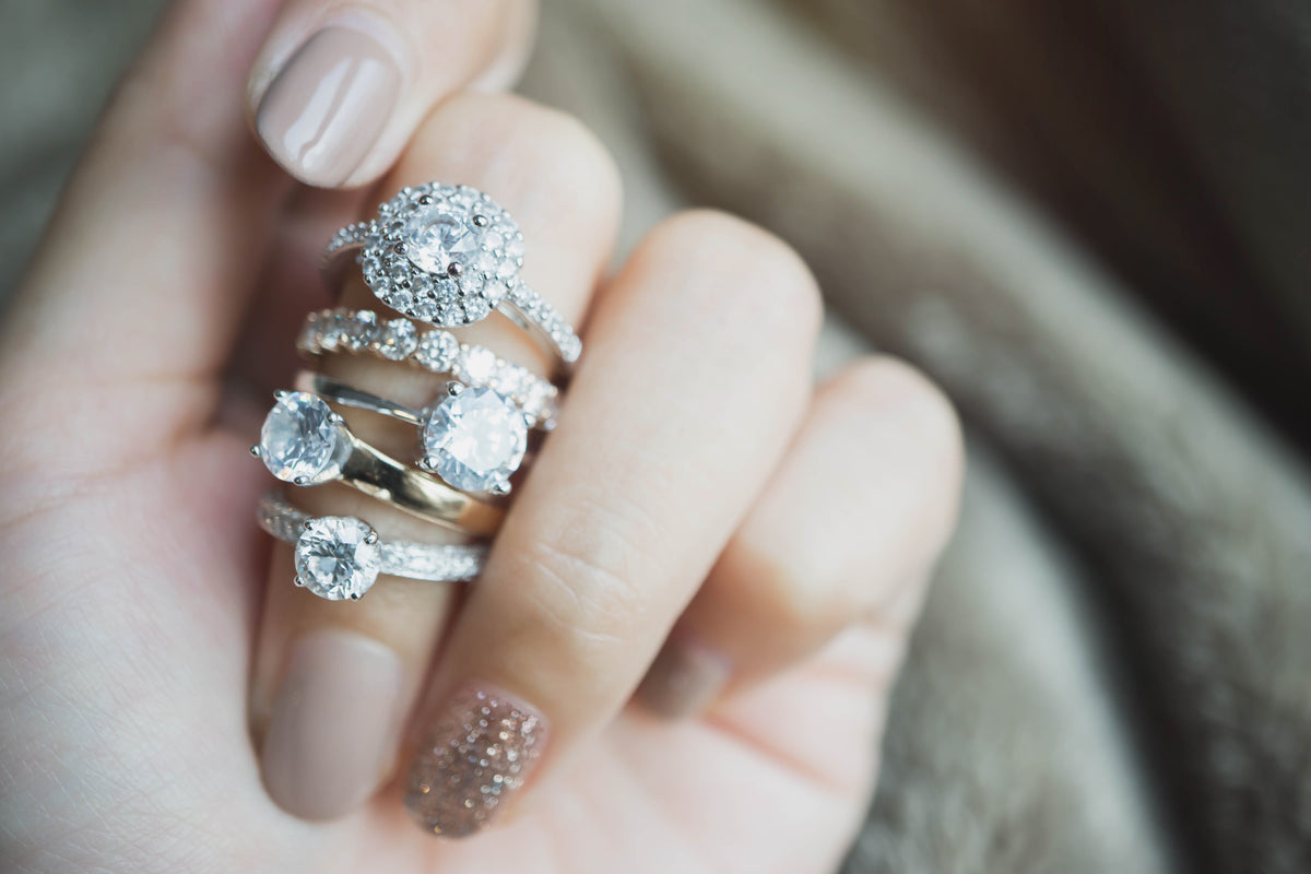 The Desirable Engagement Band Ring | Radiant Bay