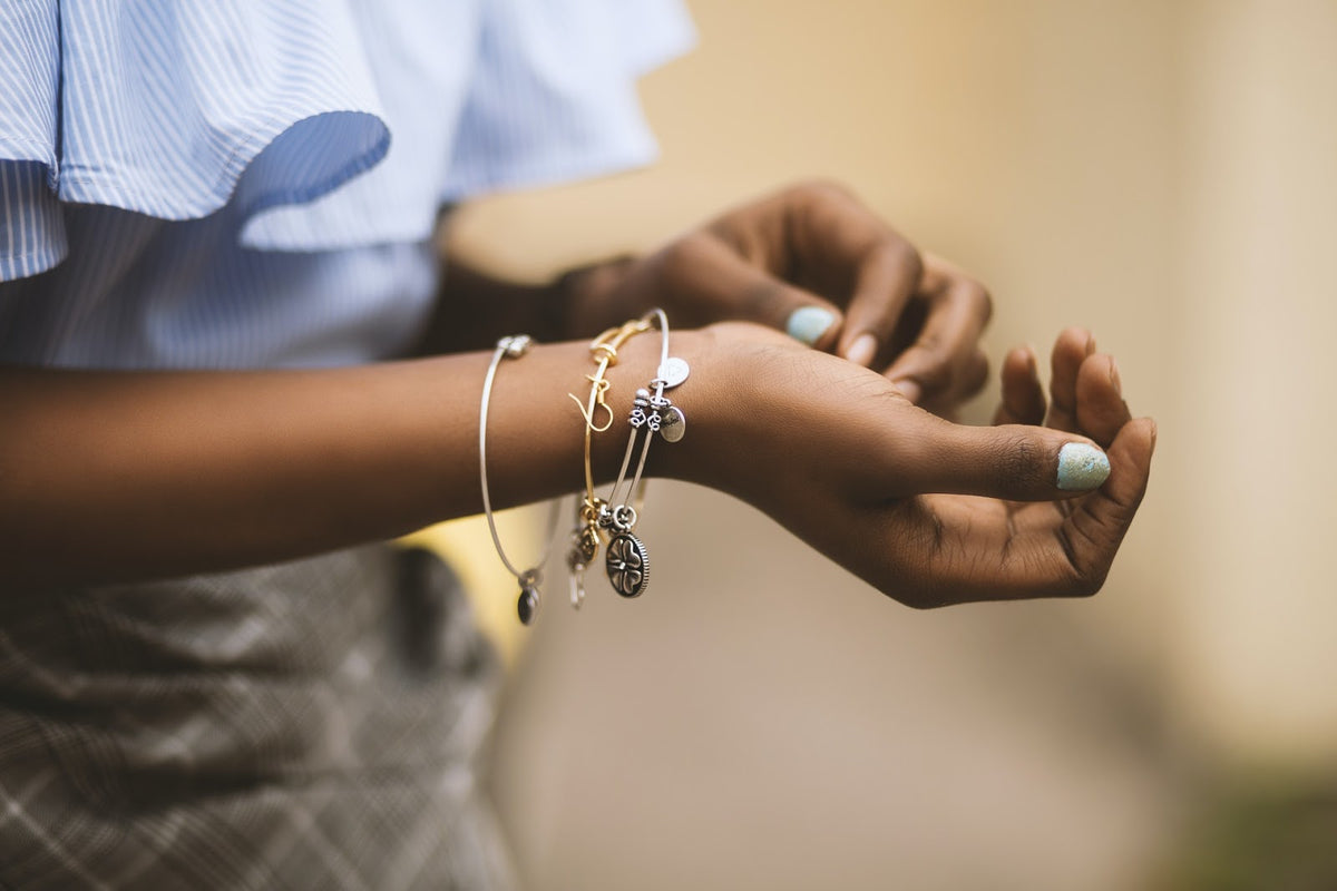 What Makes Personalized Jewelry Meaningful?