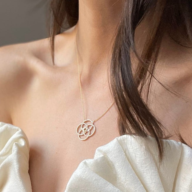 Diamond Ikigai Necklace - 18K Gold | VS Clarity