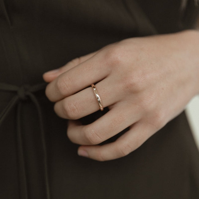 3 Diamonds Stacking Ring - 18K Gold | VS Clarity