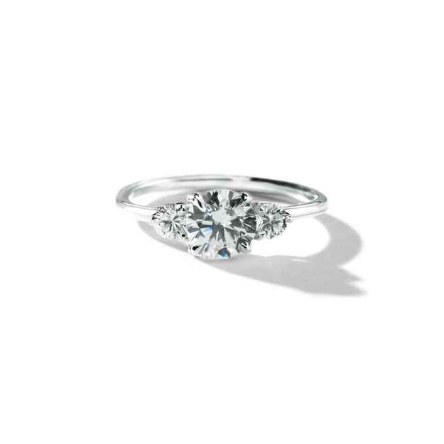3-Stone Round Diamond Engagement Ring Wedding Cluster Dainty White Gold