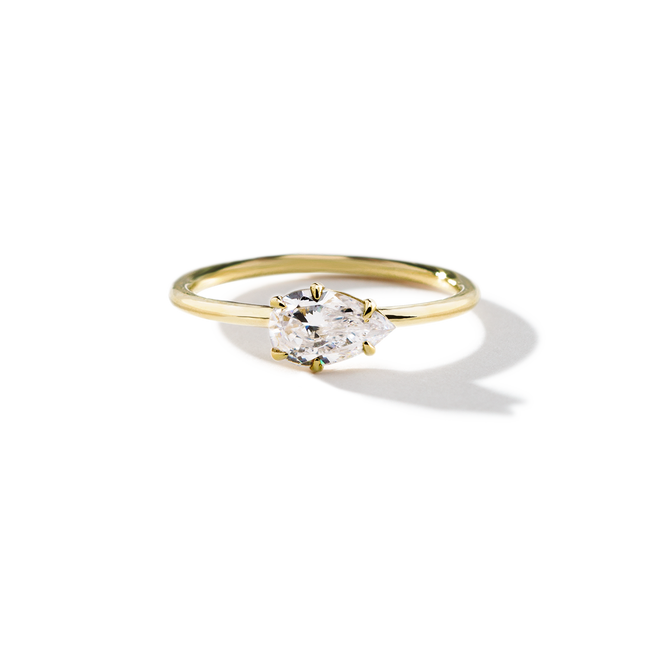 18K Gold Horizontal Diamond Engagement Ring