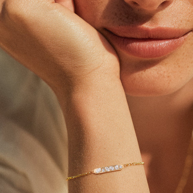 Confetti Diamond Multi Shape Bracelet - 18K Gold | VS Clarity