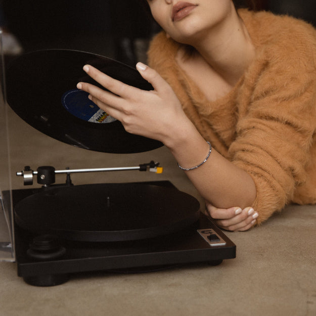 VS Clarity diamond 14K 18K gold