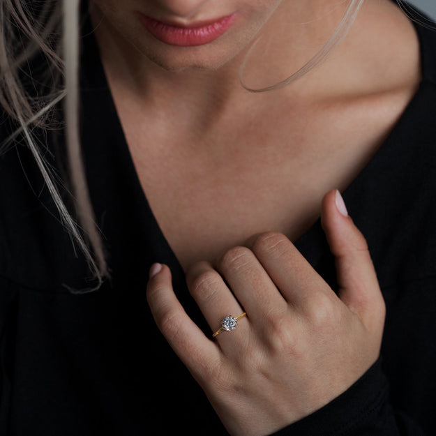 Noémie Solitaire Pick Your Diamond Shape Engagement Ring Oval Round Princess Emerald Radiant Asscher Cushion quality stone 18K gold Rose White Yellow Platinum