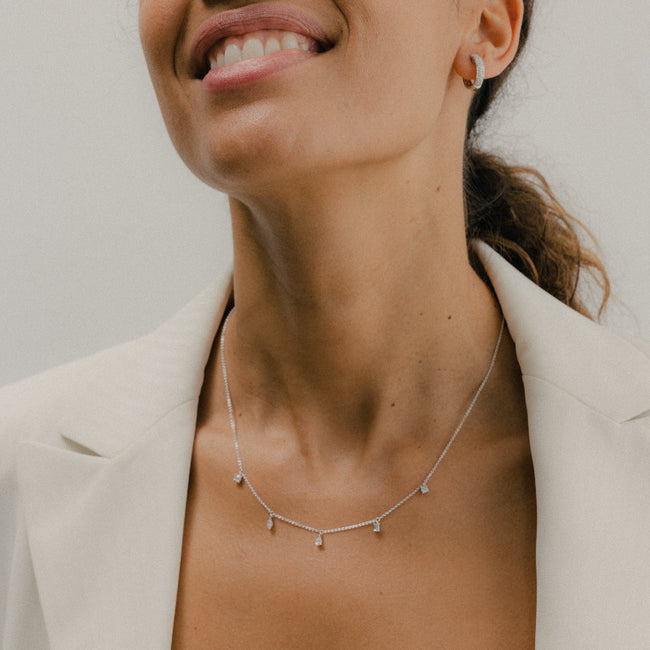 Multi Shape 5 Diamond Necklace - 18K Gold | VS Clarity