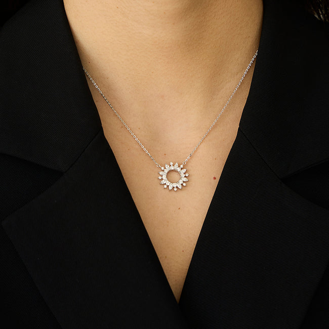 Sunburst Diamond Necklace - 18K Gold | VS Clarity