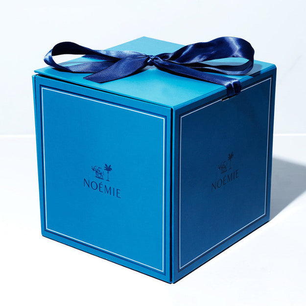 noemie blue box