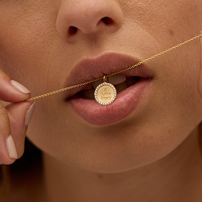 VS quality diamond 18K Gold