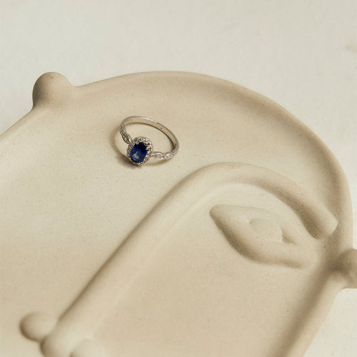 Oval Shape diamond VS Clarity Blue Sapphire stone 14K 18K Gold Platinum