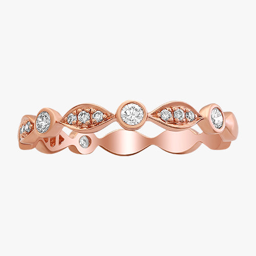 18K Gold Vintage Inspired Diamond Band