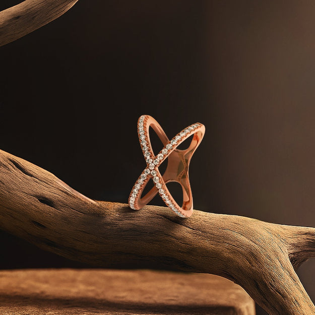 14K gold VS clarity diamond