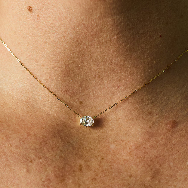 Oval Cut Diamond Solitaire Pendant quality stone 18K gold Rose White Yellow Platinum