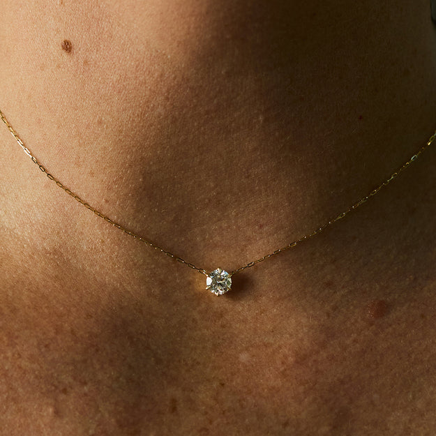 Round Diamond Solitaire Pendant quality stone 18K gold Rose White Yellow Platinum