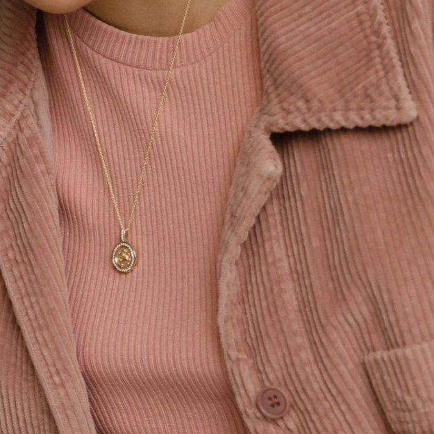 Scorpio VS Clarity 14K 18K Gold