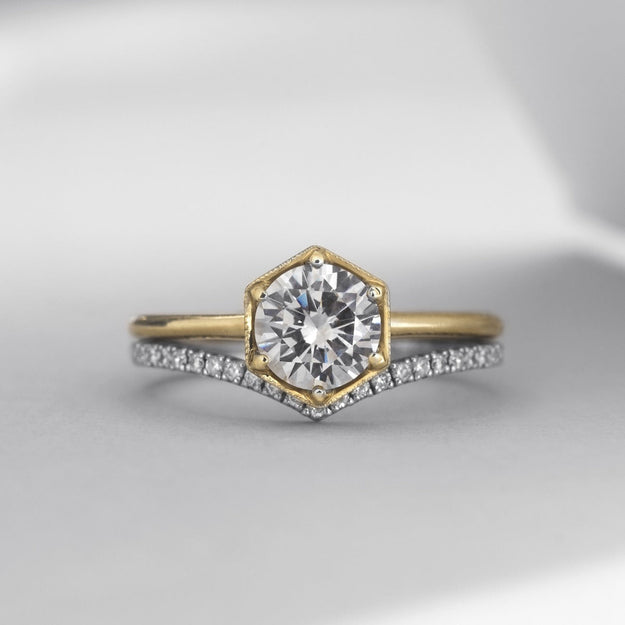 Selene Moonlight Round Diamond Engagement Ring quality stone 18K gold Rose White Yellow Platinum