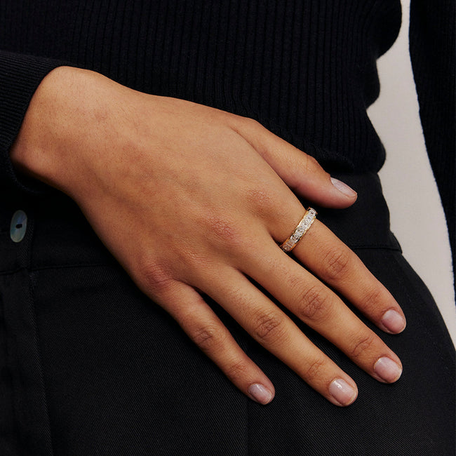Asscher Cut Diamond Eternity Band Ring - 18K Gold | VS Clarity