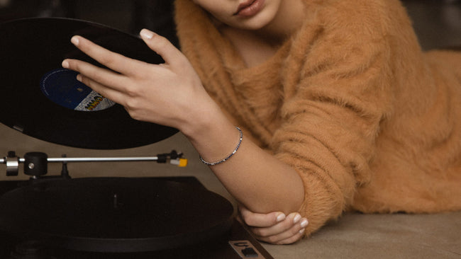 Blue Sapphire and White Diamond Tennis Bracelet - 18K Gold | VS Clarity