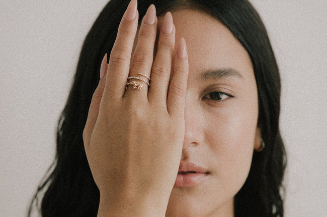 Elephant Diamond Spiral Ring - 18K Gold | VS Clarity