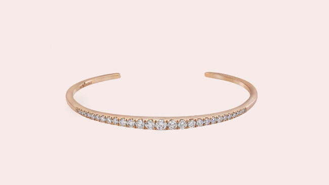 Graduated Diamond Cuff - 18K Gold | VS Clarity