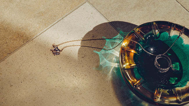 Noémie Elephant Pendant Necklace